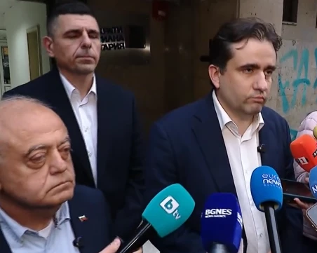 ДБ: Искахме да запазим единството с ПП, разделението е политическа грешка