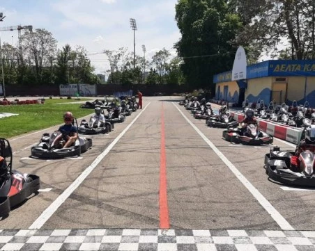 Пловдив домакин на благотворително картинг състезание в памет на Аертон Сена