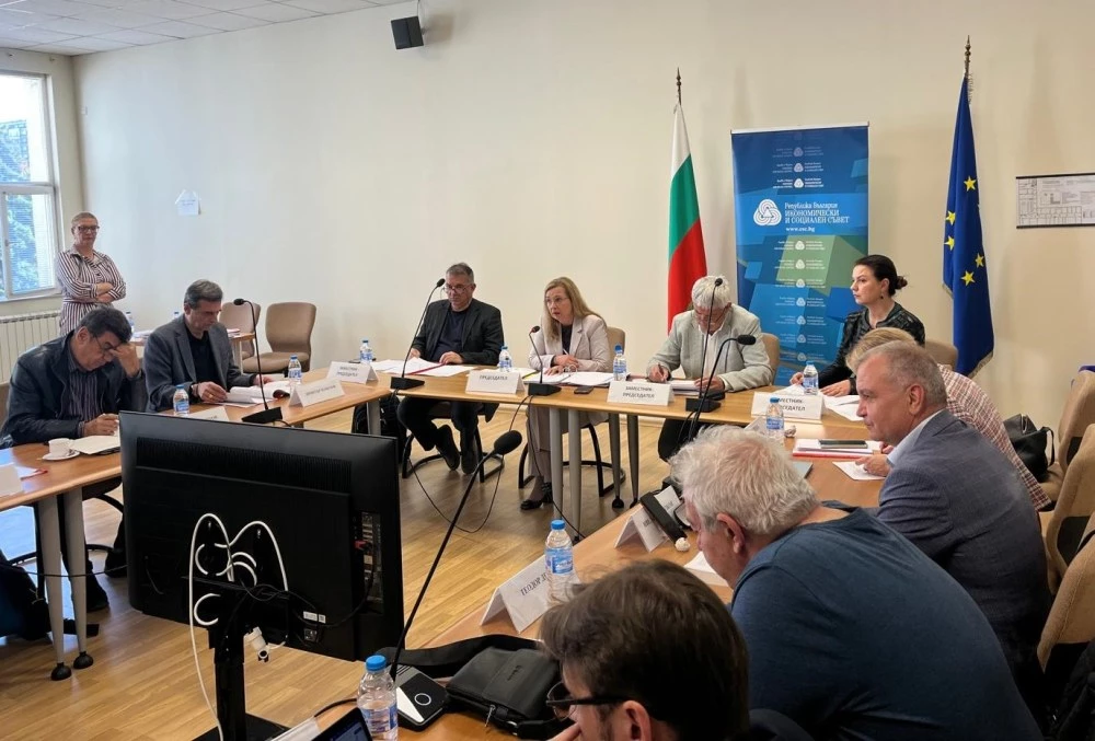 ИСС алармира: Под ценовия натиск на емисиите въглеродните политики се нуждаят от спешна ревизия в защита на бизнеса и домакинствата