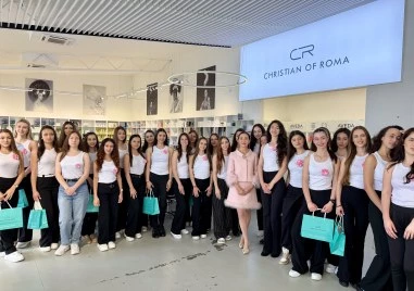 Елена Кристиано вдъхнови 35 претендентки за „Царица Роза в Пловдив ВИДЕО