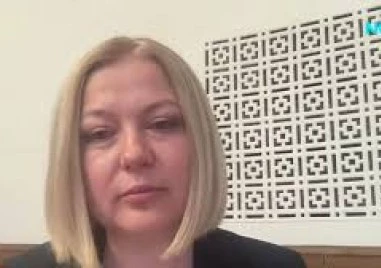 Надежда Йорданова: Разделянето на ПП и ДБ е политическа грешка