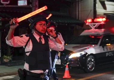 Въоръжен с чук рани петима души в Токио