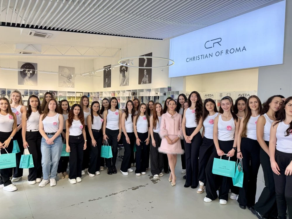 Елена Кристиано вдъхнови 35 претендентки за „Царица Роза