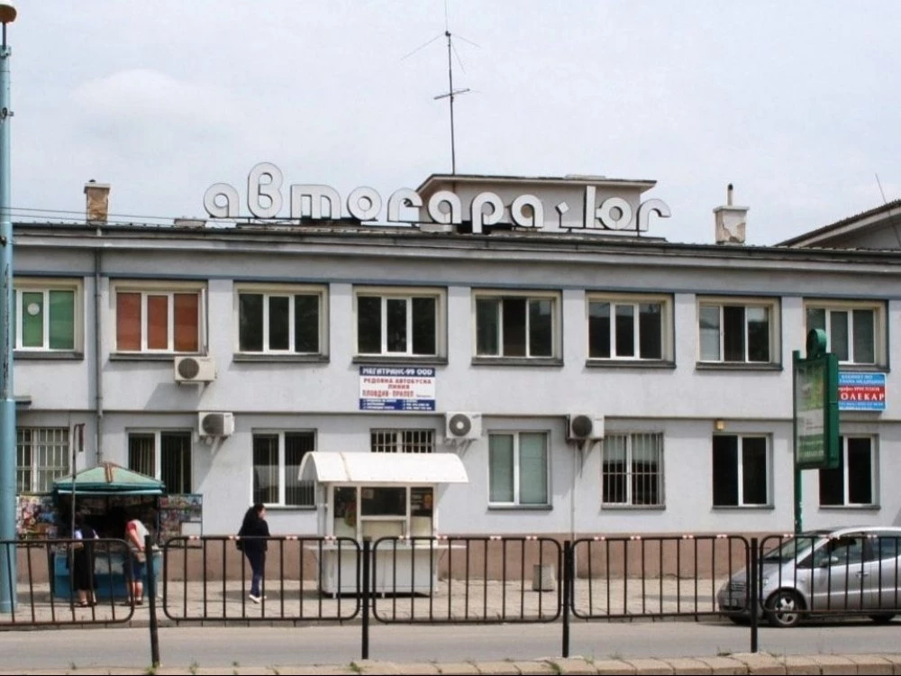 Изненада: Дошков затваря и автогара 