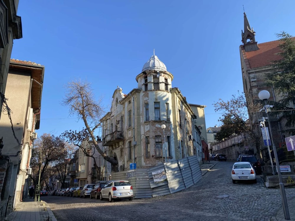 Общинският съвет даде зелена светлина за изкупуване на Къщата с кулата