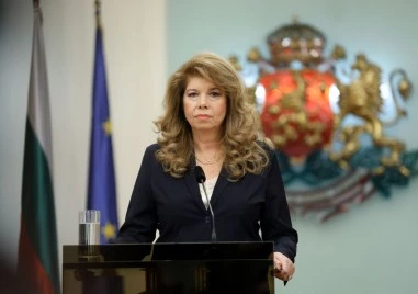 Илияна Йотова започва консултации с партиите на 5 май