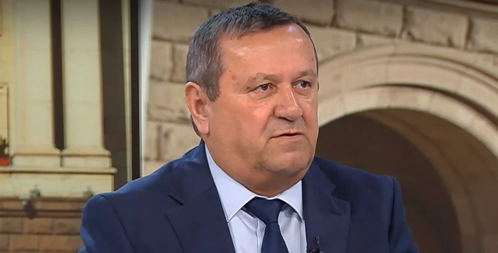 Хасан Адемов: Следващото правителство да изработи дългосрочна програма за политика по доходите