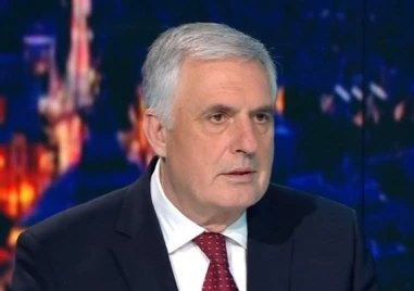 Ивайло Калфин: Ставаме една от най-скъпите държави в Европа за стоки от първа необходимост