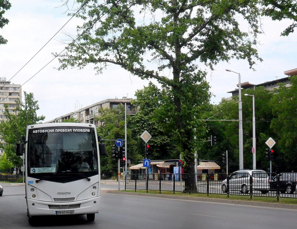 Дербито спира движението в централни части на Пловдив
