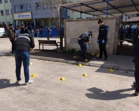 Почина още едно от ранените деца при стрелбата в училище в турския град Кахраманмараш
