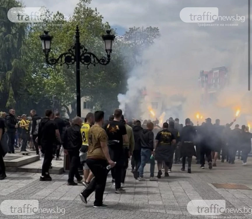 Трима са задържани по време на дербито: Запалянко вилня пред стадиона, друг хвърли запалка по футболист