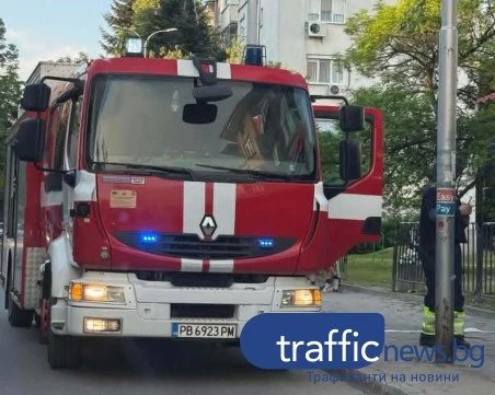 Къща пламна в Кючука, три екипа на пожарната се борят с пламъците в Пловдив