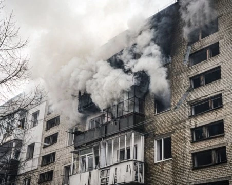 Руска атака уби най-малко петима и рани други 12 в Краматорск