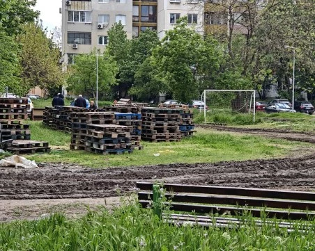 Унищожено игрище и спорно озеленяване ядосаха пловдивчани, градските власти: всичко ще е наред