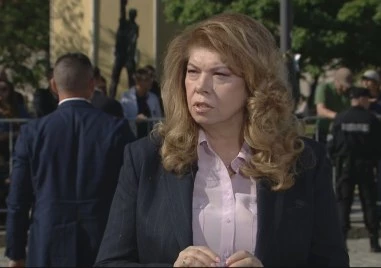 Йотова: Българската армия е символ на доблест и гарант за сигурността на народа