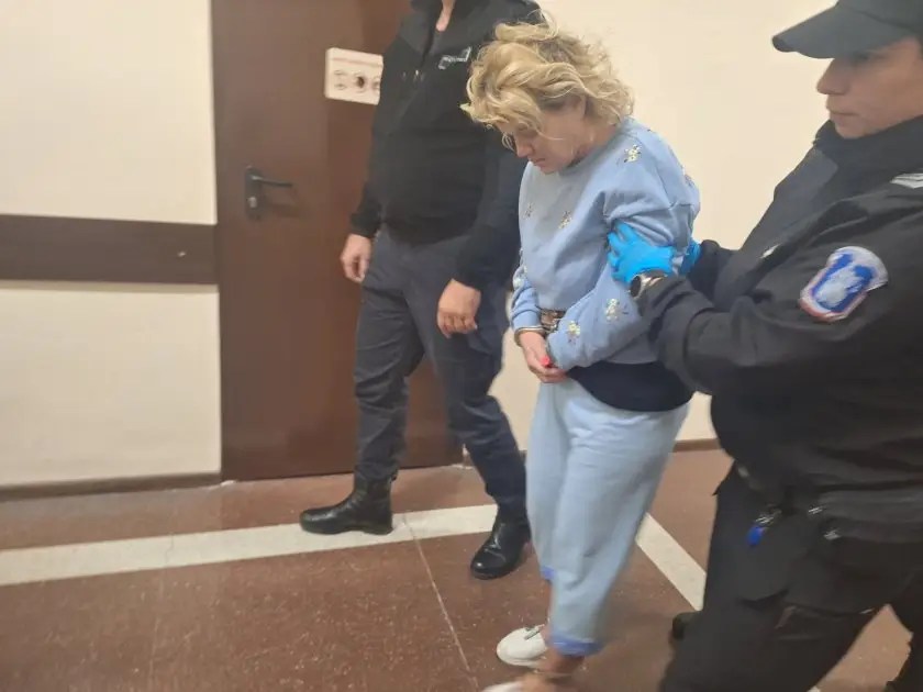 Оставиха в ареста литовката, която намушка 4-ма души във Варна