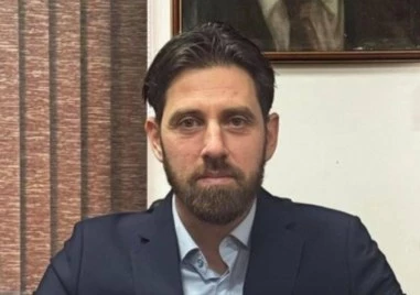 Има данни за още 500 тона незаконни пестициди, служител в БАБХ прикривал нарушенията