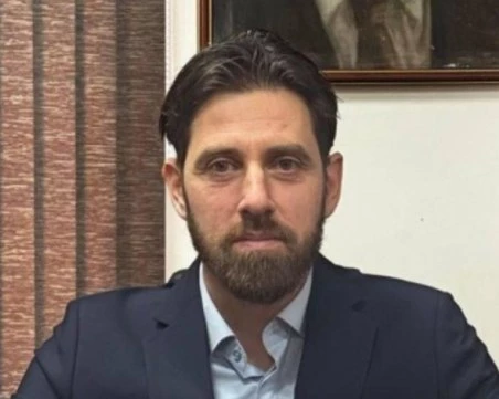 Има данни за още 500 тона незаконни пестициди, служител в БАБХ прикривал нарушенията