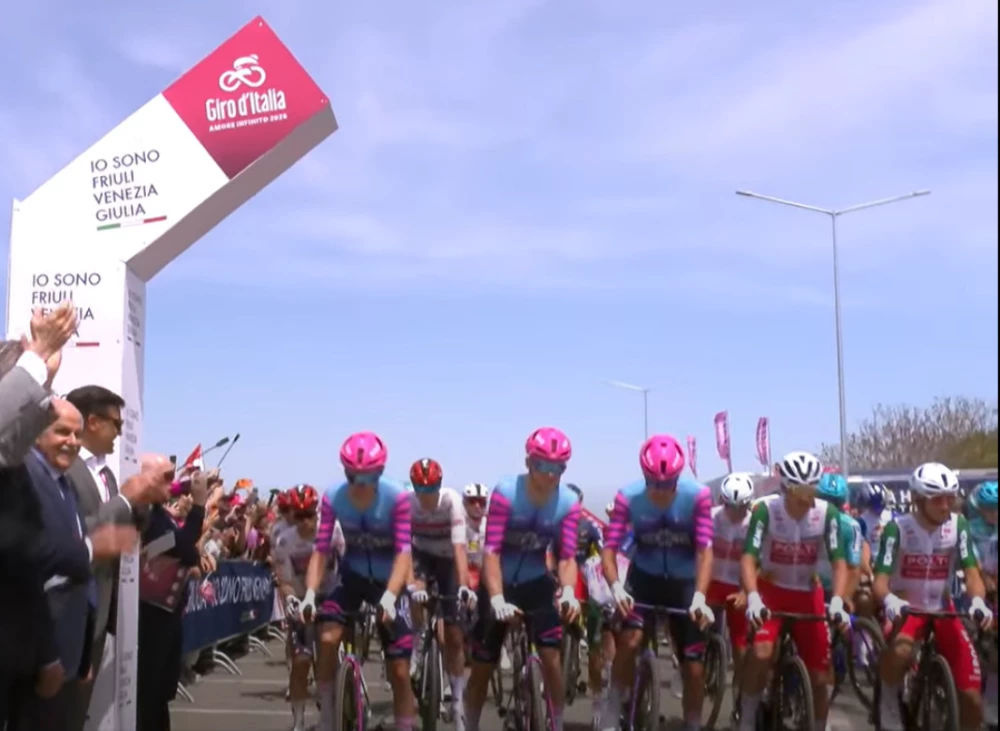 Гледайте на живо: Стартира първия етап от Giro d’Italia в България