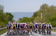 Гледайте на живо: Стартира най-дългия етап от Giro d’Italia в България