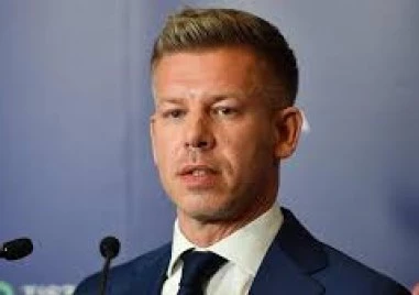 Петер Мадяр полага клетва като премиер на Унгария