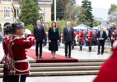 Румен Радев: Публично ще бъдат оповестени всички договори за елементарни дейности, но за огромни суми