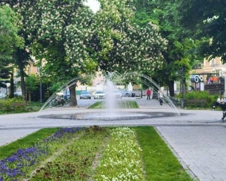Слънчево и топло днес в Пловдив, валежи не се очакват