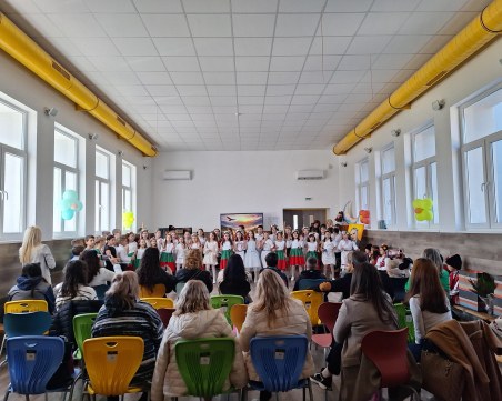 Учене чрез преживяване: училища от страната обмениха иновативни практики в ОУ „Елин Пелин