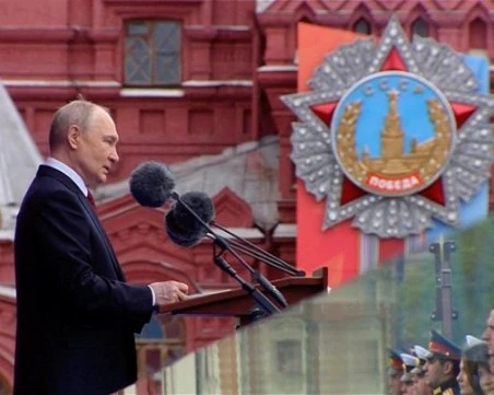 Започна парадът на победата в Москва, Путин дойде с другите лидери СНИМКИ