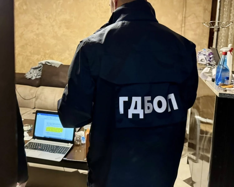 ГДБОП задържа изпращачите на фишинг съобщения от името на МВР, институции и куриерски компании