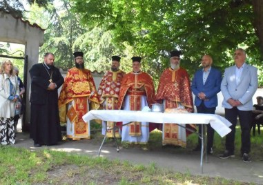 Вяра, единство и ново начало: Храмът „Св. св. Кирил и Методий в Калековец започва мащабно обновление