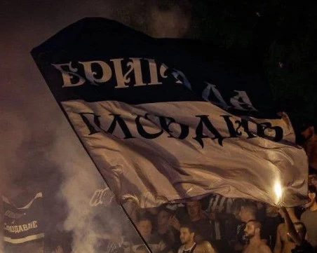 Фенове на Локомотив Пловдив с остра реакция след полицейска акция и наложени забрани преди финала