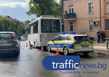 Инцидент с автобус на кръговото на бул. „Васил Априлов в Пловдив