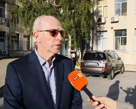Болницата в Карлово настоява за промяна на режима на работа заради недостига на медици