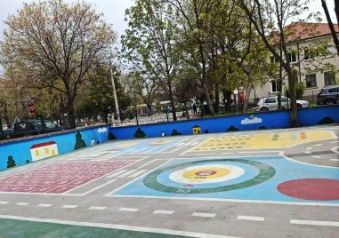 Експерти учат децата в Бенковски на безопасност на движението