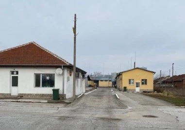 Никой не иска завода за олио край Първомай, цената му се срина двойно