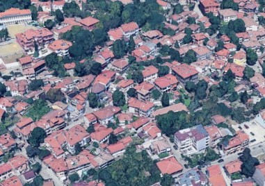Златната земя на Трихълмието: Какво се продава в архитектурния резерват на Пловдив и на каква цена?