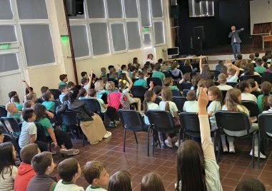 „Луда надпревара в район „Тракия
