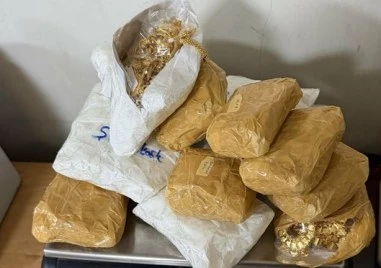 Задържаха над 3 кг контрабандно злато за над 400 000 евро