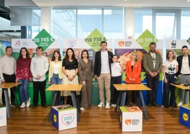 Близо 200 000 евро за 4 каузи дариха клиентите на Lidl чрез автоматите за обратно приемане на опаковки