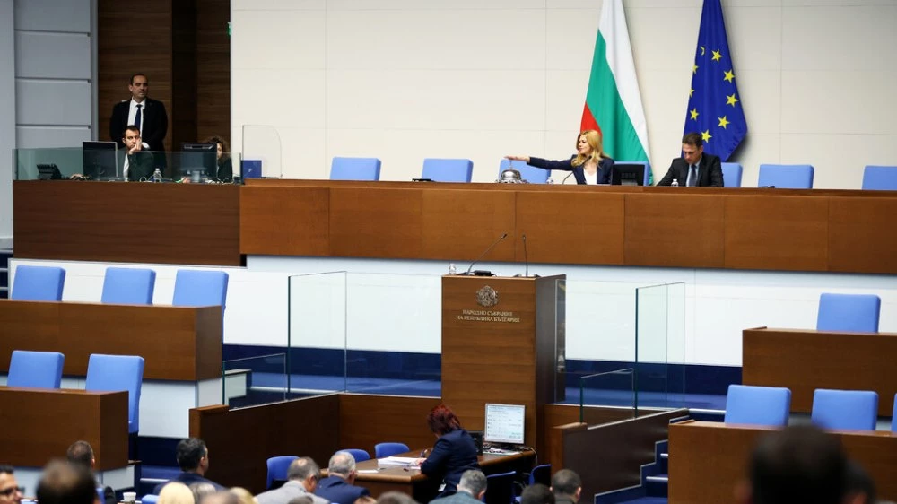 Двама нови депутати от „Прогресивна България” положиха клетва