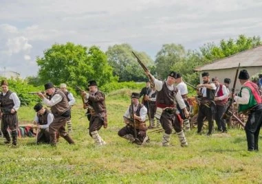 Априлската епопея оживява в Цалапица с впечатляваща историческа възстановка