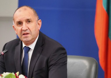 Румен Радев се среща с представители на търговските вериги