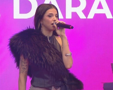 DARA: Bangaranga е на 11-о място в класацията на Spotify, има шанс да влезе и в тази на Billboard