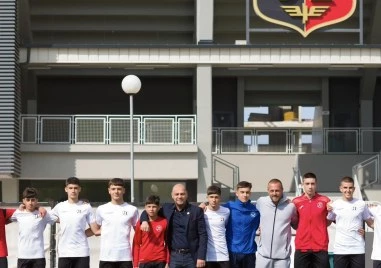 Костадин Димитров преди финала: Нека подкрепим отбора, който празнува 100 години от създаването си