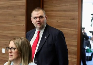 Пеевски: Провалени политици от ДБ фабрикуват лъжи - сезирам прокуратурата