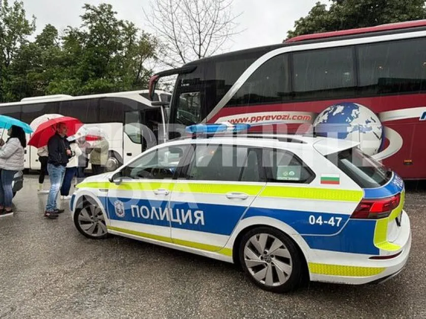 Хванаха пиян шофьор минути преди да качи деца в автобус