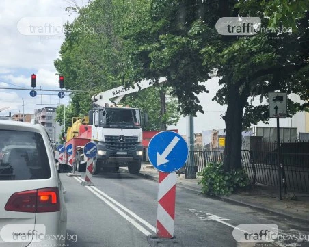 Затруднено е движение на ключово кръстовище в Пловдив