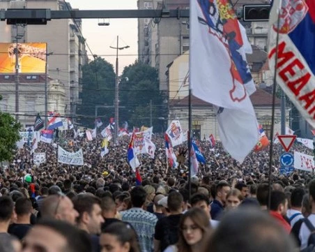 Над 180 000 са присъствали на антиправителствения протест в Белград