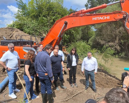 Държавата отпуска три вида помощ за пострадалите при наводненията